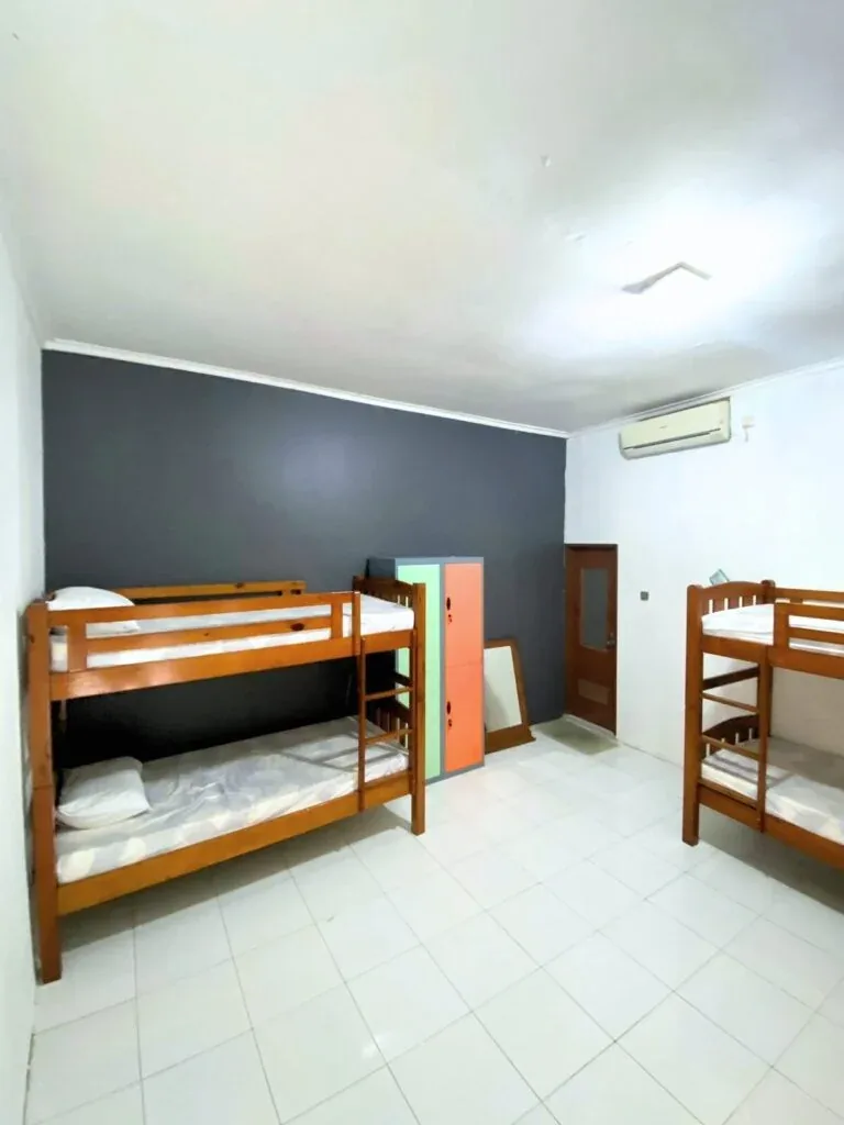 Kamar asrama