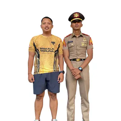 Alumni berbagai program — 18