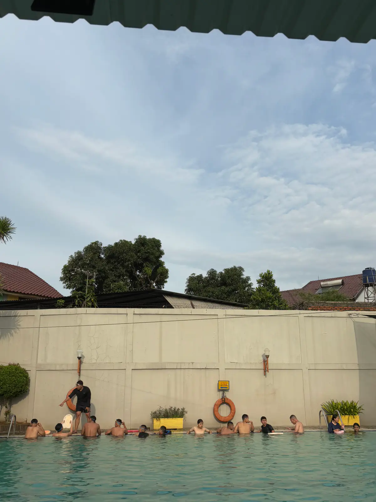 Latihan renang — 03
